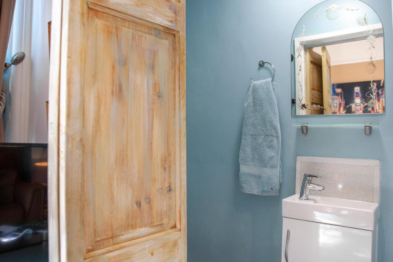 Treeside Suite By Grandeur Property ボーンマス エクステリア 写真